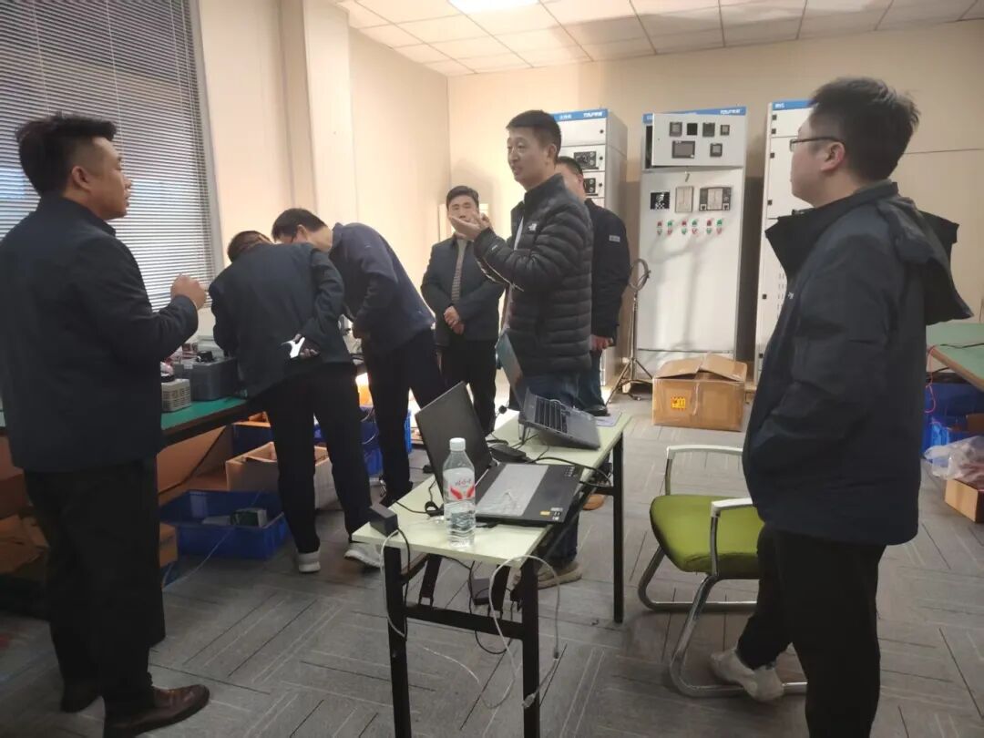 國(guó)網(wǎng)河南電科院技術(shù)專家蒞臨泰普科技開(kāi)展技術(shù)交流_75d2bcabf90e83394a4294acaca89024.jpg